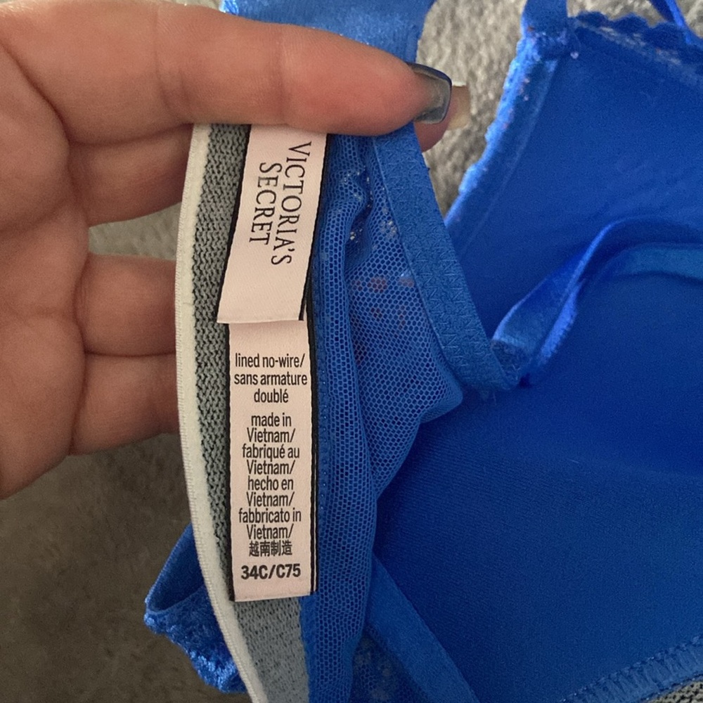 Victoria Secret bra - Picture 3 of 3